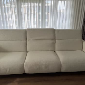 Üretim Hatası Ve Kalitesiz Montaj Nedeniyle 192.000 TL’lik Koltuk Ve Sandalye Takımında Mağduriyet