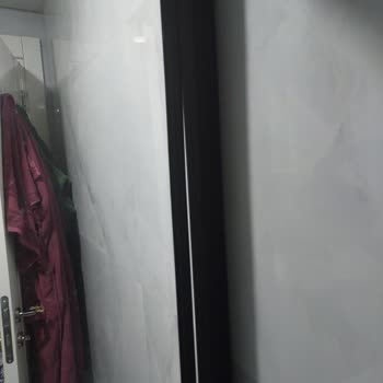 Yamuk Hareketli Temperli Cam İçin Mağaza Ve Servis Desteği Bekleniyor