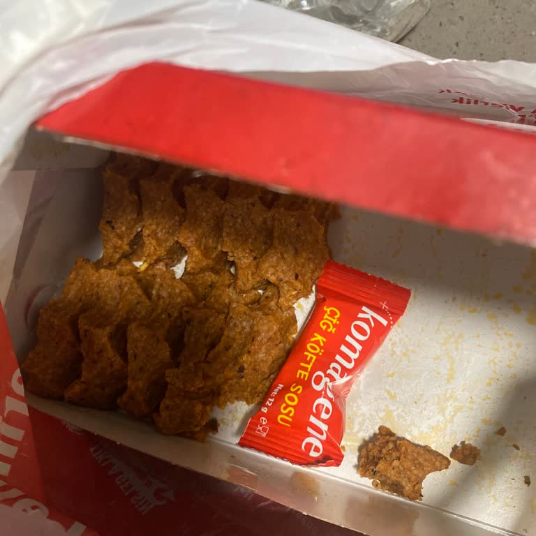 Komagene Çiğköfte Şubesinde Bayat Çiğköfte Ve Hijyen Sorunu