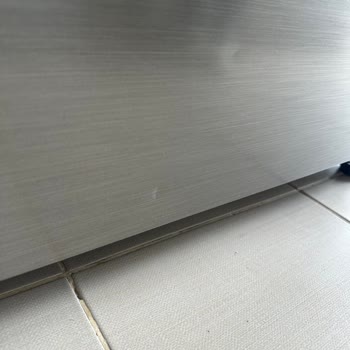 Satın Aldığım Buzdolabı Teşhir Ürünü Ve Hasarlı Geldi