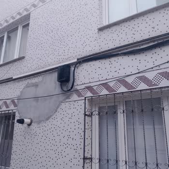 İzinsiz Kutu Takılması Ve Evimin Dış Cephesine Verilen Zarar İçin Açıklama Ve Tazminat Talebi