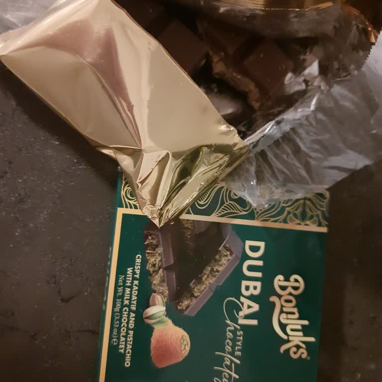 Aroma Eksikliği Ve Yağ Tadında Çikolata