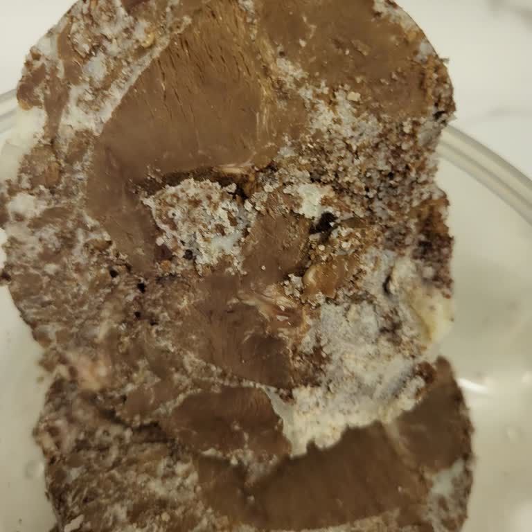 Yanıltıcı Reklamla Sakatat İçeren Kavurma Ürünü