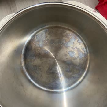 Fissler Düdüklü Tencerede İlk Kullanımda Lekeler Oluştu