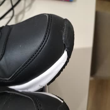 İlk Kullanımda Su Geçiren Ve Açık Burunlu Ayakkabı İçin İade Reddi