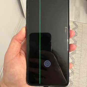 Realme GT2 Pro’da Yeşil Çizgi: Üretim Hatası Ve Ücretsiz Değişim Talebi