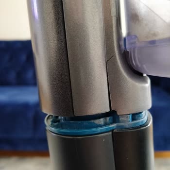 Garanti Kapsamındaki Philips 8000 Dikey Süpürge Parçası Kırıldı Ve Servis Temin Edemiyor