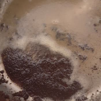 Bursa Nilüfer FSM Peynirci Baba Şubesinde Bozuk Tereyağı Ve Pekmez Şikayeti