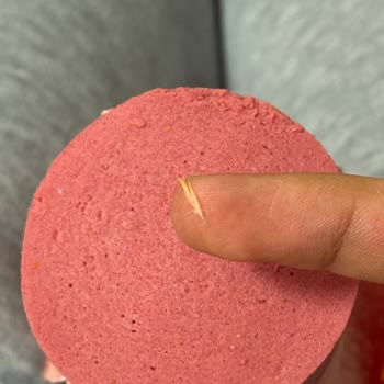 Satın Alınan Piliç Salamında Tüy Çıktı, Tüketiciler Kustular