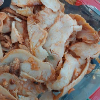 BİM Şubesinde Küflü Tavuk Eti Satışı Ve İade Talebi