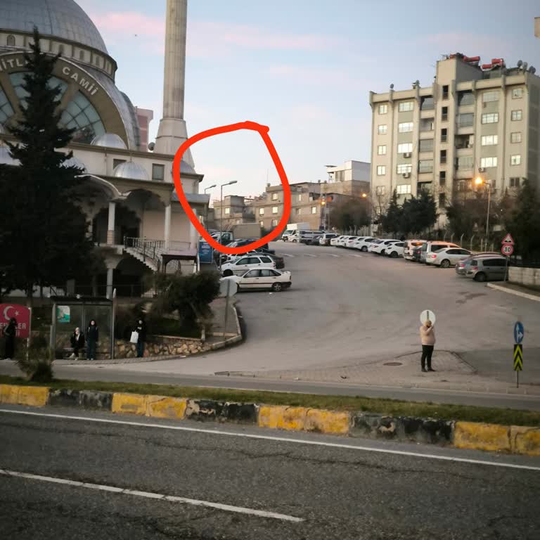 Gaziantep 990140 Cadde Sokak Lambalarının Sürekli Arızalanması Güvenlik Sorununa Yol Açıyor