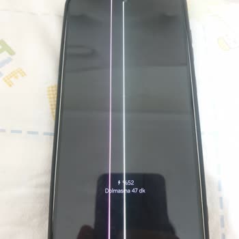 Servis Sonrası Ekranda Beliren Yeşil Çizgi İçin Ücretsiz Değişim Talebi