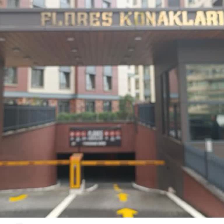 Bariyer Sistemi Araç Hasarına Neden Oluyor, Garanti Kapsamında Ücretsiz Servis Bekliyoruz