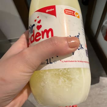 Migros'tan Bozuk Kefir Şişeleri İçin Değişim Talebi