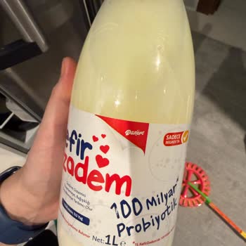 Migros'tan Bozuk Kefir Şişeleri İçin Değişim Talebi