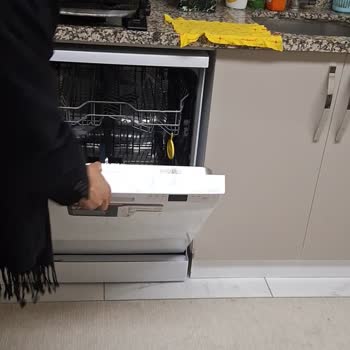 Yeni Bulaşık Makinesinde Sepet Değişimi Ücretsiz Reddedildi