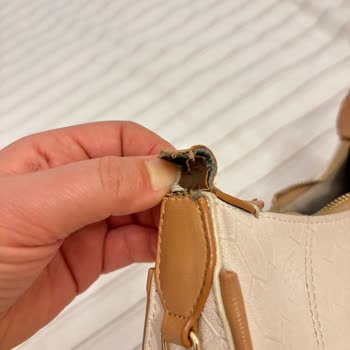 Levidor Çantası Kısa Sürede Sapı Kırıldı, Ürün Ayıplı