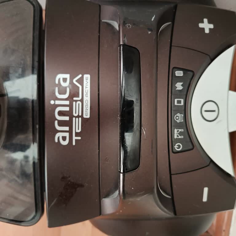Arnica Tesla Premium Süpürge Yoğun Koku Sorunu Ve Değişim Talebi