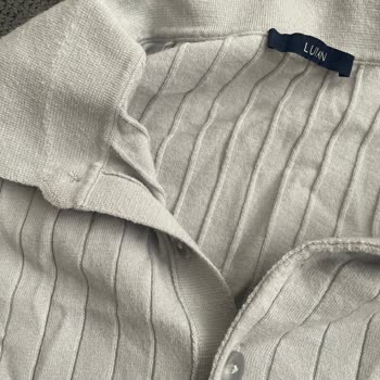 Lufian Triko Kazaklarda Aşırı Tüylenme Ve Güvence İhlali