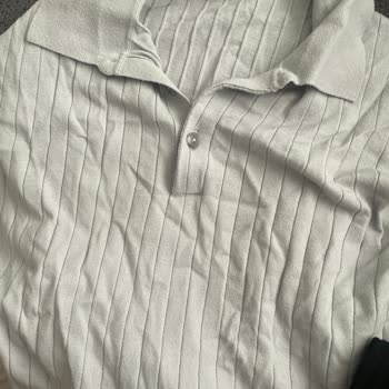 Lufian Triko Kazaklarda Aşırı Tüylenme Ve Güvence İhlali