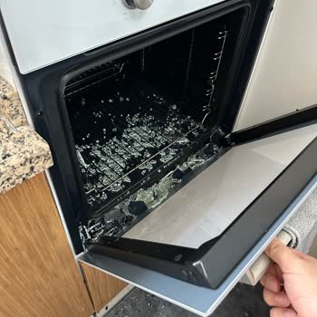 Luno Fırının Camı Patladı Yetkili Servis Suçlamayı Müşteriye Attı