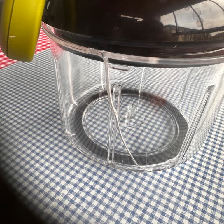 Az Kullanımda Çatlayan Tefal El Rondosu Haznesi