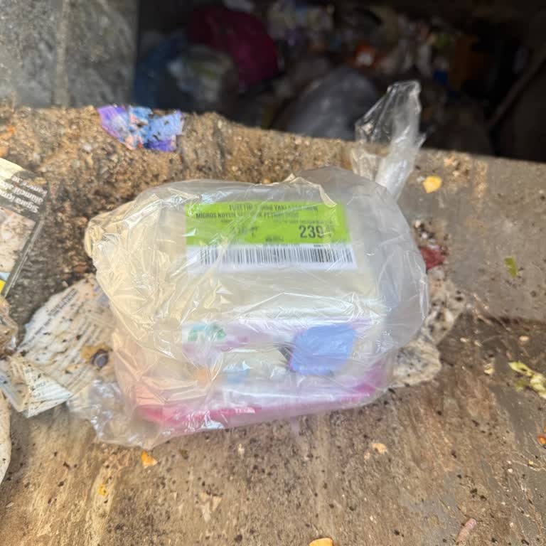 Kayseri Kadir Has Şubesinde Bozulmuş Ürün İçin Sağlık Riski Ve İade Talebi