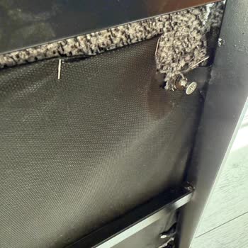 Kusurlu Sandalye Kısa Sürede Kırıldı, Servis Ve İade Talebi