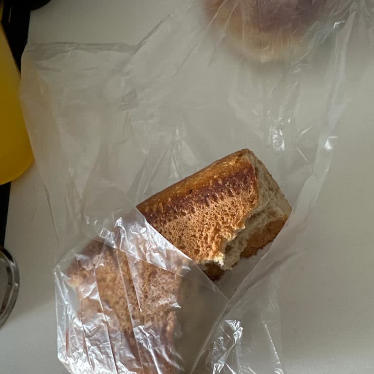 Parex Poşetlerinin Çabuk Yırtılması Kullanıcı Güvenini Sarsıyor