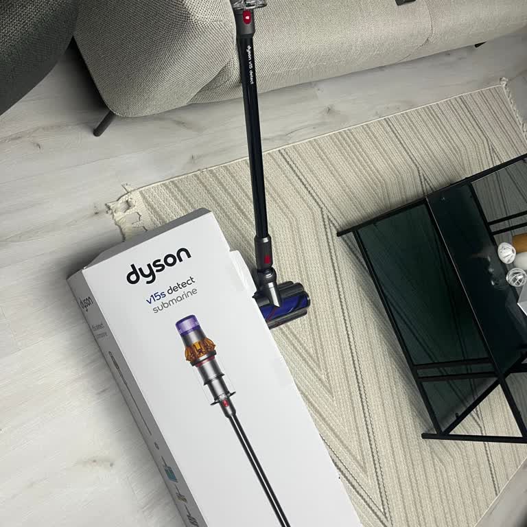 Dyson Standındaki Saygısız Ve Bilgisiz Personel Davranışı Şikayeti