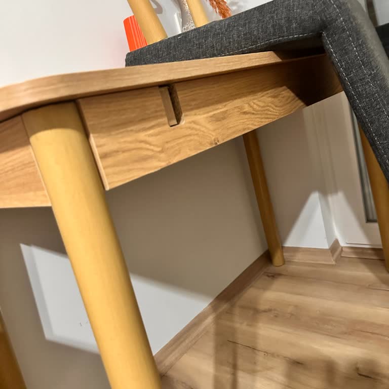 Aylardır Beklenen TV Sehpası Değişimi Gerçekleşmedi