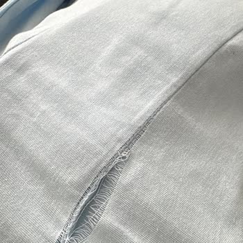 Helis Butik’te Defolu Ve Küçük Elbiseye Değişim Reddi