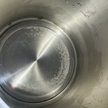 Korkmaz Mutfak Eşyaları Çaycının İlk Kullanımımda Çay Makinesinin Pas Attığını Gördüm