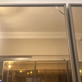 Vera Mobilya (Siteler) 7 Aydır Kırık Cam Kapaklar ve Eksik Kırlentler Tarafıma Gönderilmedi