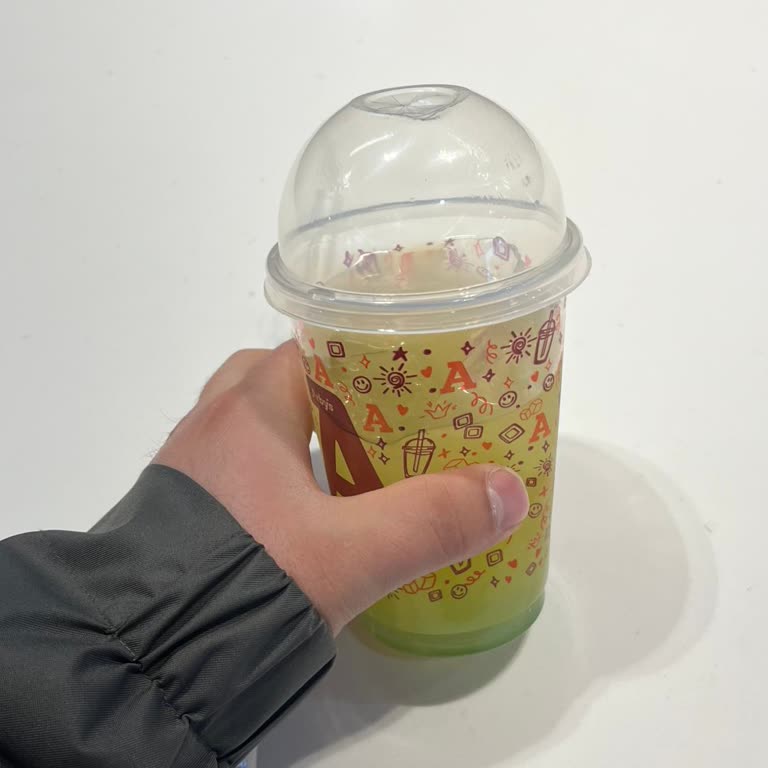 Ücretli Limonatam Yarım Geldi Ve Personel Yaklaşımı Kabul Edilemez