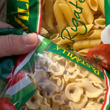 Ballerine Makarna Morumsu Renk Ve Kırılma Sorunu, Tüketilemez