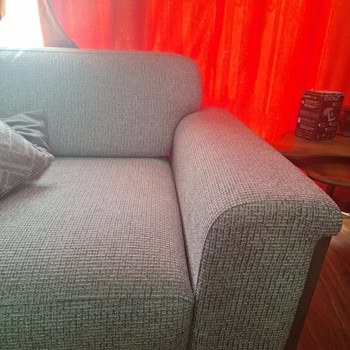 Kelebek Mobilya Sofamda Tekrarlanan Yırtılma Ve Çözülmeyen Servis Sorunları