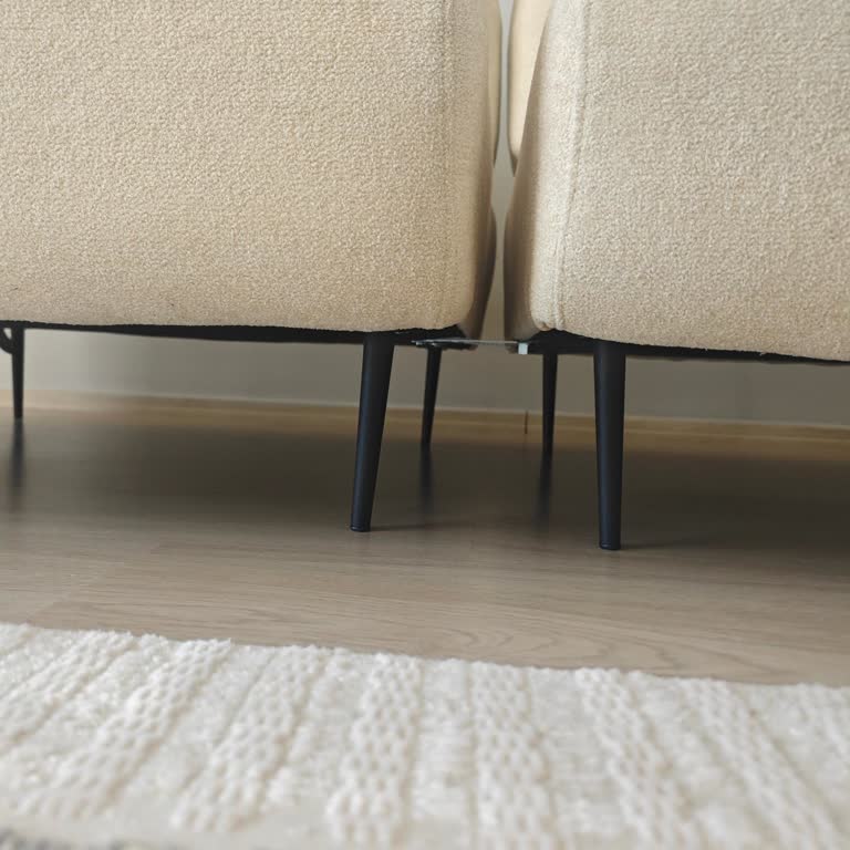 Vivense Koltuk Ayaklarındaki Eğrilik Sorunu Garanti Kapsamında Çözüm Bekliyor