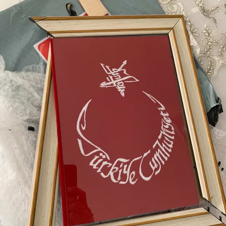 Aras Kargo’da Kırılgan Çerçeveli Ürünüm Hasar Görerek Teslim Edildi