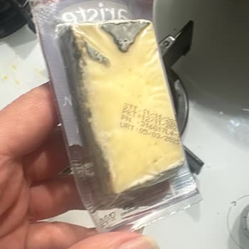 Küflü Peynir Gönderimi Ve Müşteri Desteğinin Sessizliği