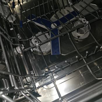 Köşe Temizlemeyen Siemens Bulaşık Makinesi Ve Yetersiz Müşteri Hizmeti