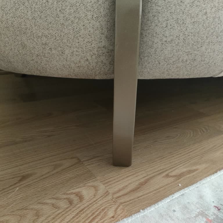 Teslimat Gecikmesi Ve Ayıplı Koltuk, Söz Verilen İade Süreci Gerçekleşmedi