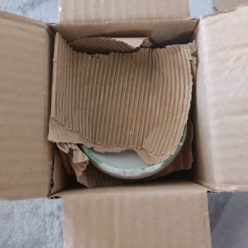 Kırık Parça Ve Renk Uyumsuzluğu Düşük Paketleme Ve İlgisiz Hizmet