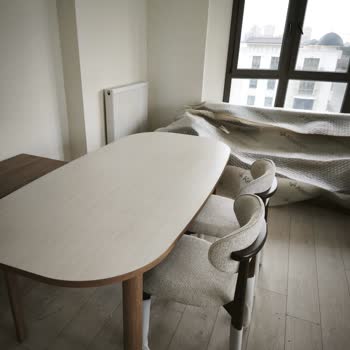 Showroom Rengiyle Uyumlu Olmayan Sandalyeler İçin Değişim Ve İade Talebi