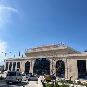 Kan Alma İşleminde Kaba Ve Saygısız Davranış