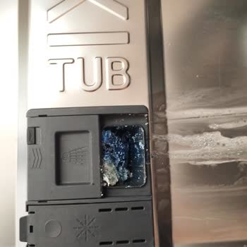 Haier Bulaşık Makinesinde Deterjan Alma Sorunu Ve Ürün Değişimi Talebi