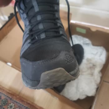 Skechers Botta Su Geçirmesi Ve İade Reddedilmesi