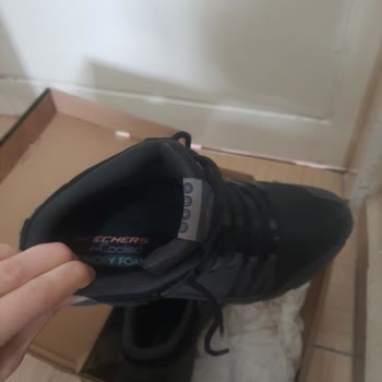 Skechers Botta Su Geçirmesi Ve İade Reddedilmesi