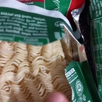 Gimsa Knorr Noodle Ağır Koku Paketin Açılmasıyla Mutfağı Sardı!