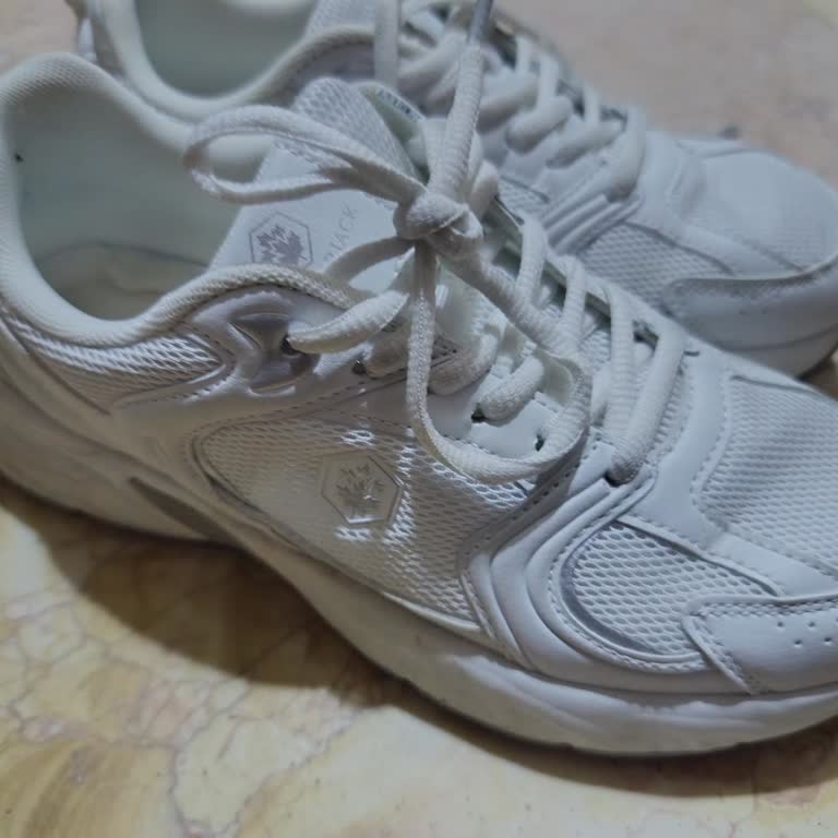 Kısa Sürede Çökme Gösteren Spor Ayakkabı Üretim Kusuru İade Talebi